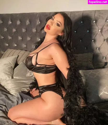 Elizabeth Georgina OnlyFans Thumbnail #CpiaatxzmG