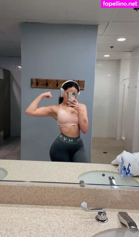 Elizabeth Grace OnlyFans Thumbnail #JFvcaMtOwM