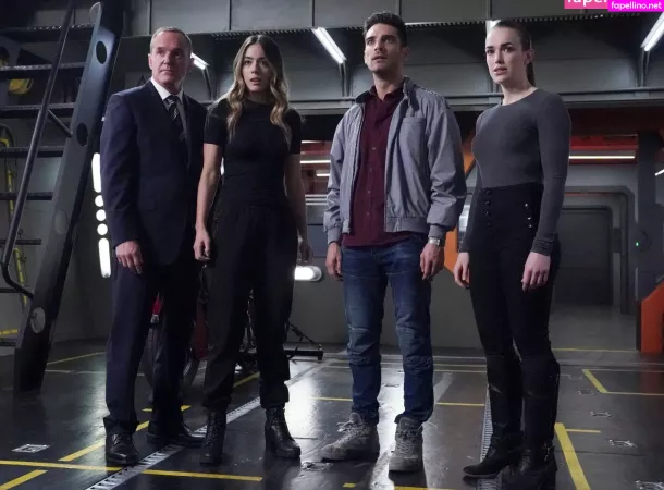 Elizabeth Henstridge OnlyFans Thumbnail #GLAUApgJyR