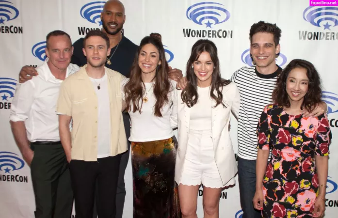 Elizabeth Henstridge OnlyFans Thumbnail #Jz7n6ocko7