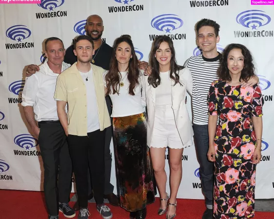 Elizabeth Henstridge OnlyFans Thumbnail #XP7BRWPZ9r