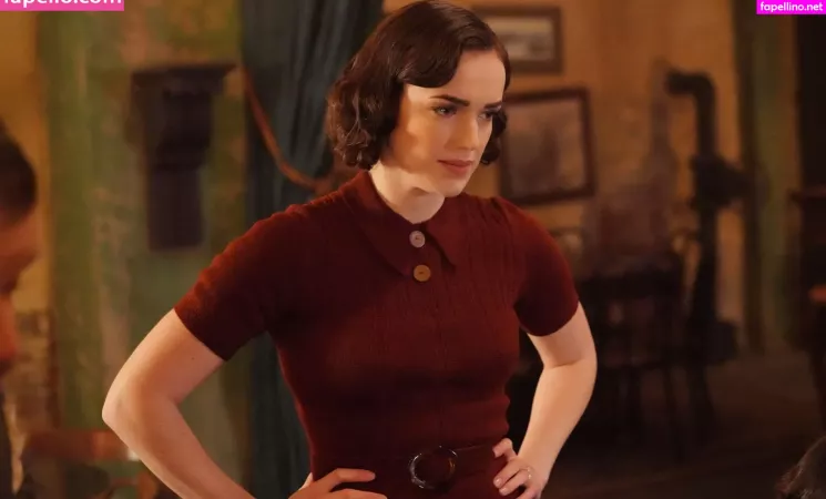 Elizabeth Henstridge OnlyFans Thumbnail #cE7JlvDN64