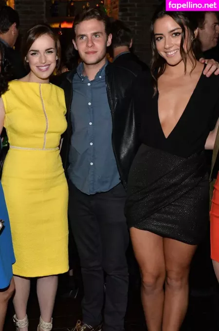 Elizabeth Henstridge OnlyFans Thumbnail #xqQbJCNMM5