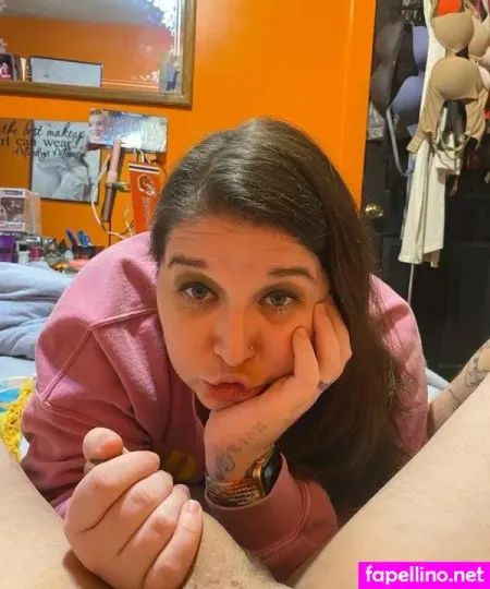 Elizabeth Houseworth OnlyFans Thumbnail #A7uA9kw9PA