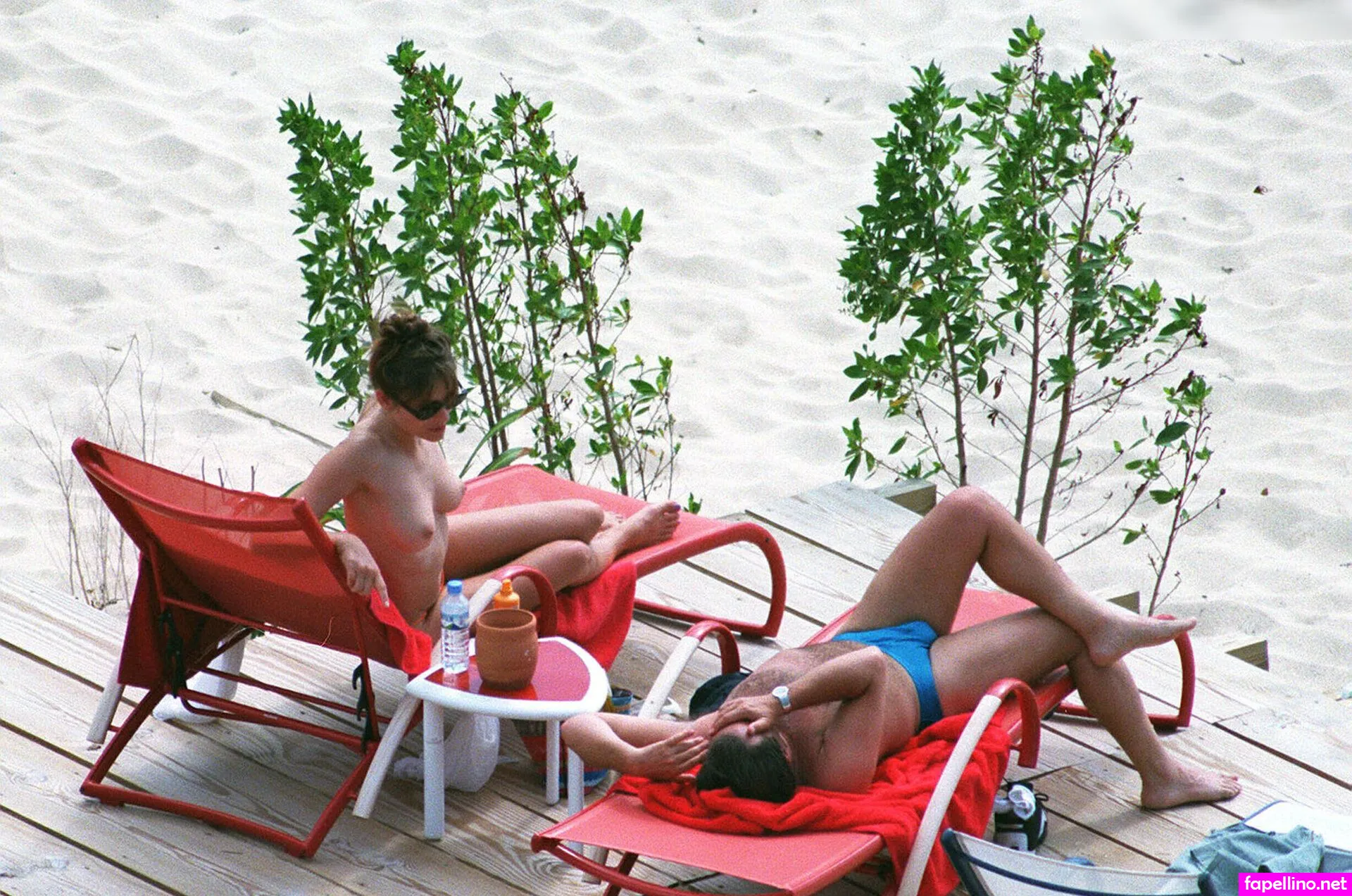 ElizabethHurley, elizabethhurleybeach Nude Leaked OnlyFans Photo #7z8xgk1rnv