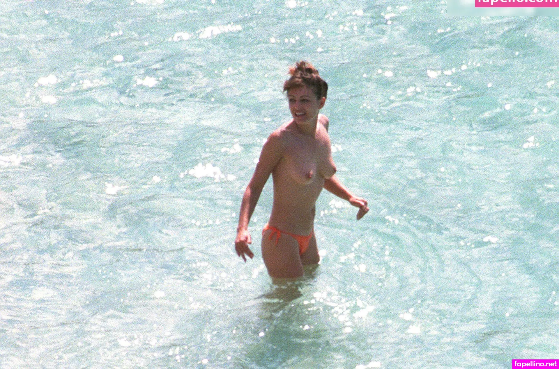 ElizabethHurley, elizabethhurleybeach Nude Leaked OnlyFans Photo #uEK1TzOSzt