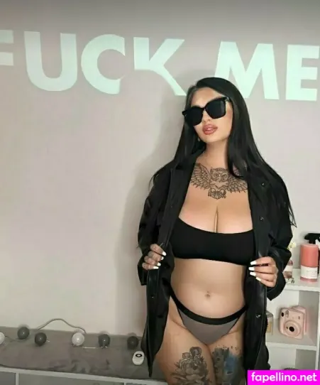 Elizabeth Liza OnlyFans Thumbnail #qyFqM5UOCS