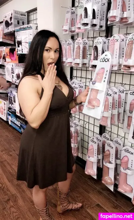 Elizabeth Long 1 OnlyFans Thumbnail #uiLd4xIn4s