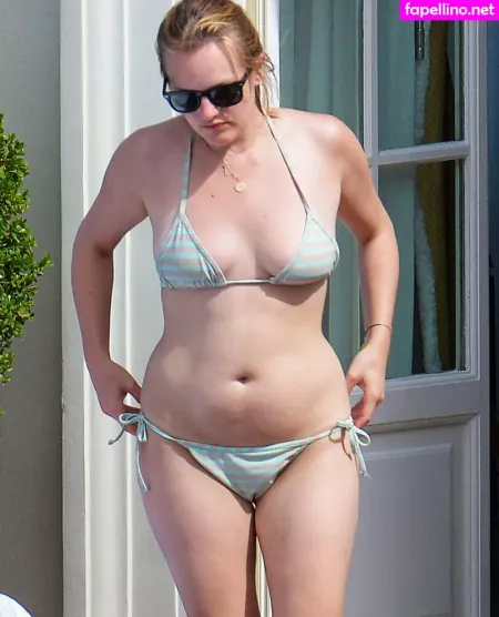 Elizabeth Moss OnlyFans Thumbnail #V1NldtjuX9