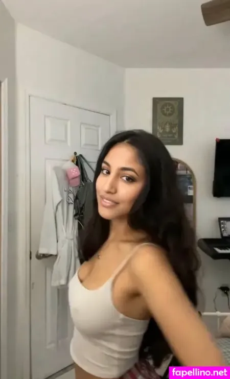 Elizabeth Philip OnlyFans Thumbnail #7ljgvDSP33
