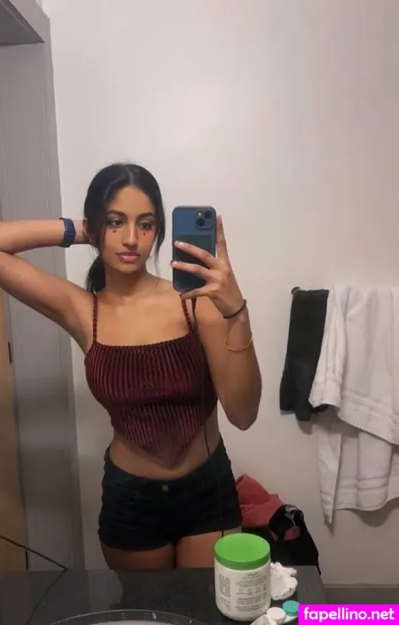 Elizabeth Philip OnlyFans Thumbnail #AVAnOOPjsD