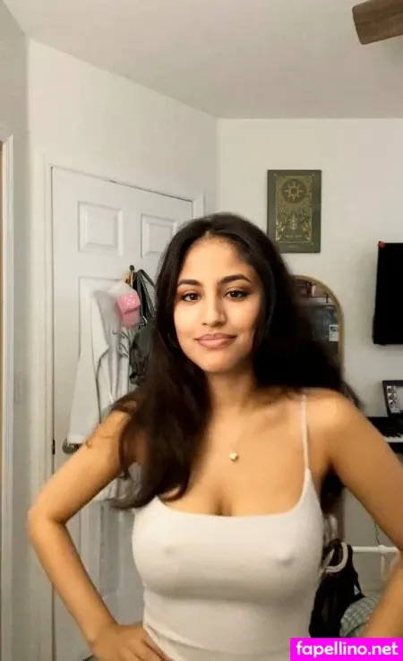 Elizabeth Phillip OnlyFans Thumbnail #ugJaleCqgu