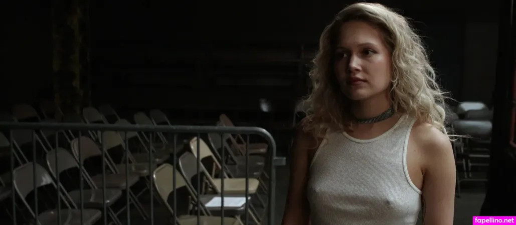 Elizabeth Posey OnlyFans Thumbnail #qrp1XGGraj