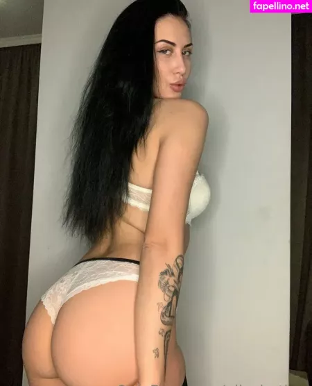 Elizabeth Q OnlyFans Thumbnail #hW1I8YqB04