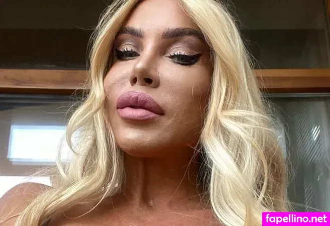 Elizabeth Queen 1 OnlyFans Thumbnail #8HCfM8BDgV