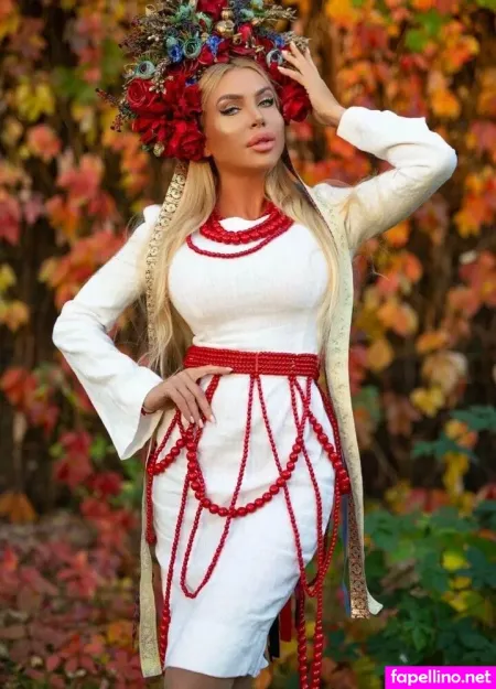 Elizabeth Queen 1 OnlyFans Thumbnail #IYf1ltHQ1v