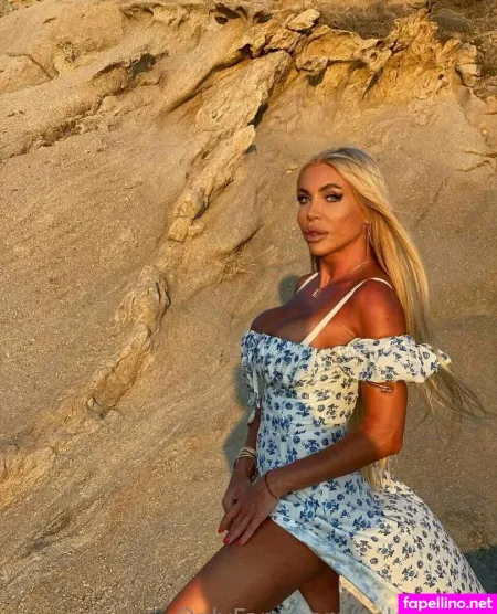 Elizabeth Queen 1 OnlyFans Thumbnail #NFkTveDwDW