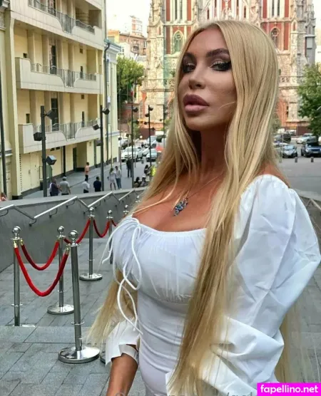 Elizabeth Queen 1 OnlyFans Thumbnail #XupUj02hT8