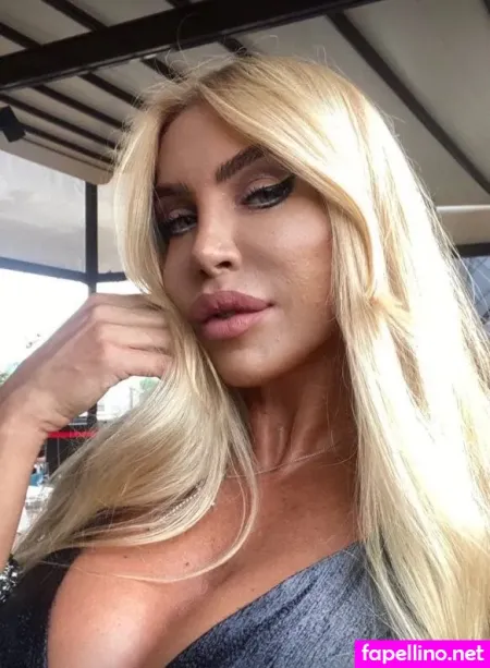 Elizabeth Queen 1 OnlyFans Thumbnail #dVeouKQKcR