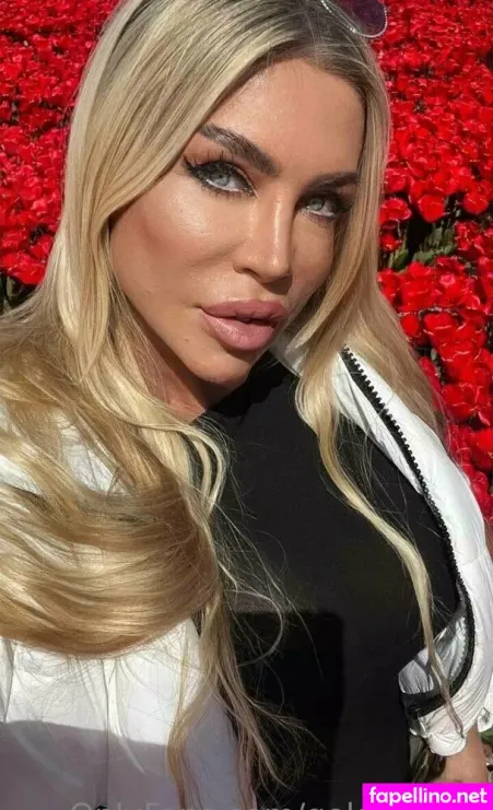 Elizabeth Queen 1 OnlyFans Thumbnail #joeJXJFpg3