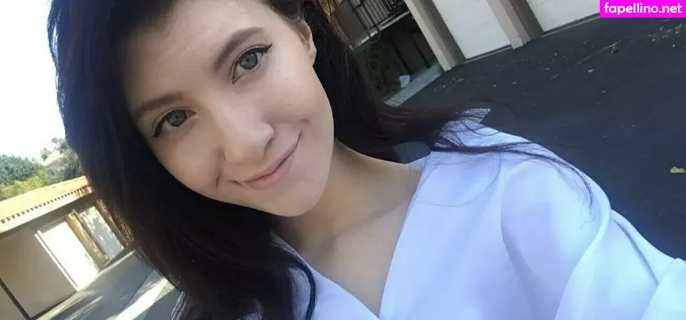 Elizabeth Reed OnlyFans Thumbnail #1D1biRKqF9