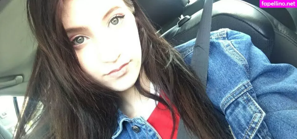 Elizabeth Reed OnlyFans Thumbnail #3Z1LtF8XzP