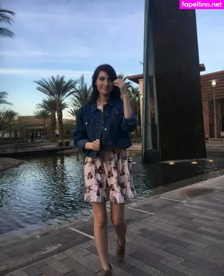 Elizabeth Reed OnlyFans Thumbnail #5jNNrP8ZVD