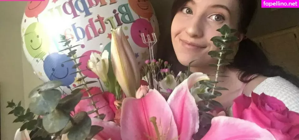 Elizabeth Reed OnlyFans Thumbnail #C7Va4sOHXp