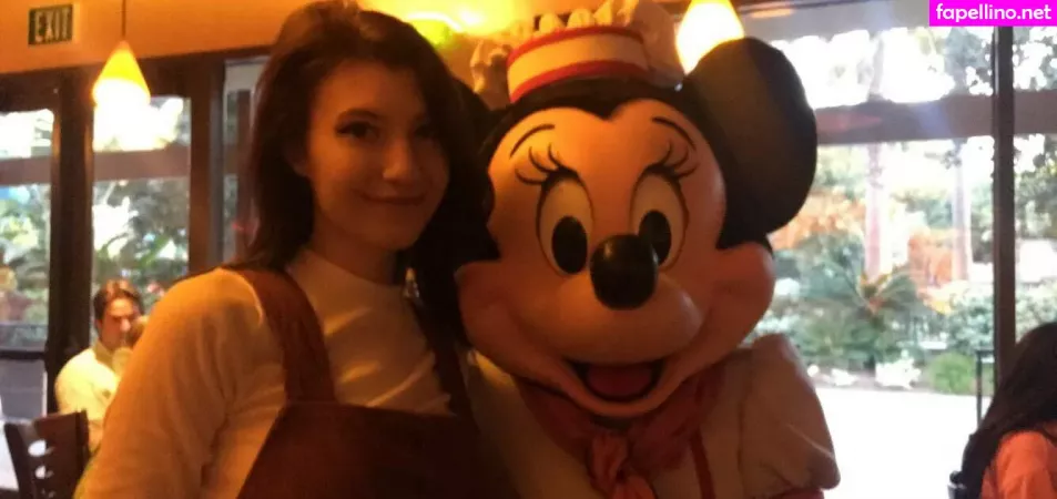 Elizabeth Reed OnlyFans Thumbnail #DR3h1dHbqn