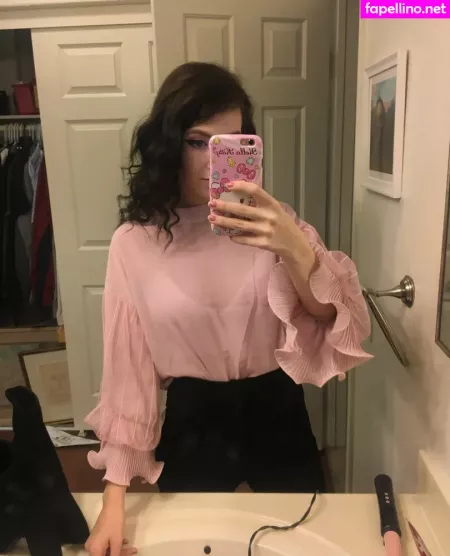 Elizabeth Reed OnlyFans Thumbnail #DXXYvtxSPM