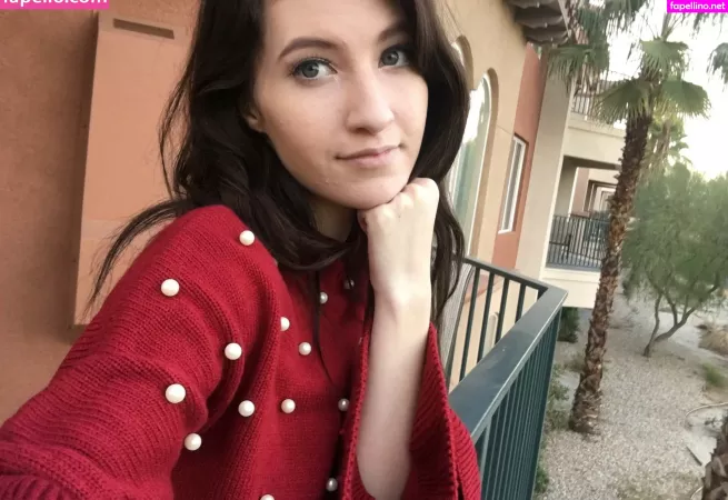 Elizabeth Reed OnlyFans Thumbnail #FBikDeGZ3Y