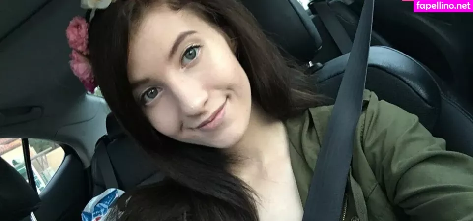 Elizabeth Reed OnlyFans Thumbnail #Fxxm64wzjf