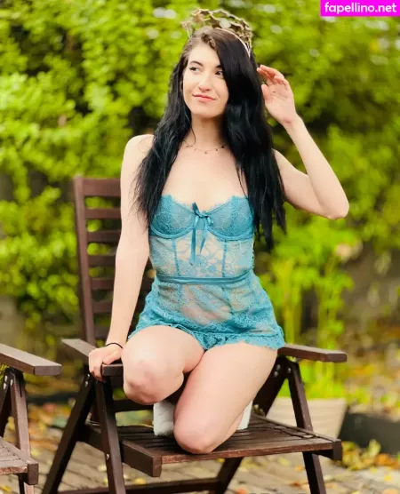 Elizabeth Reed OnlyFans Thumbnail #HmvgWijoul