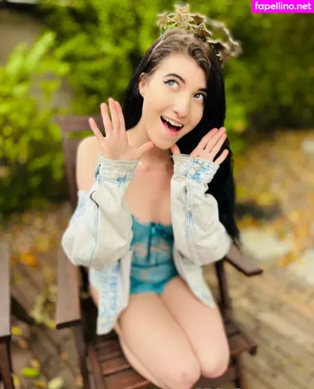 Elizabeth Reed OnlyFans Thumbnail #LhAJ58R9PP