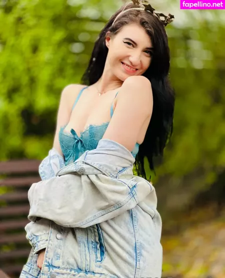 Elizabeth Reed OnlyFans Thumbnail #MKPY9Lv0Rr