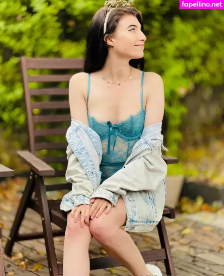 Elizabeth Reed OnlyFans Thumbnail #Nu9oPQbGNH