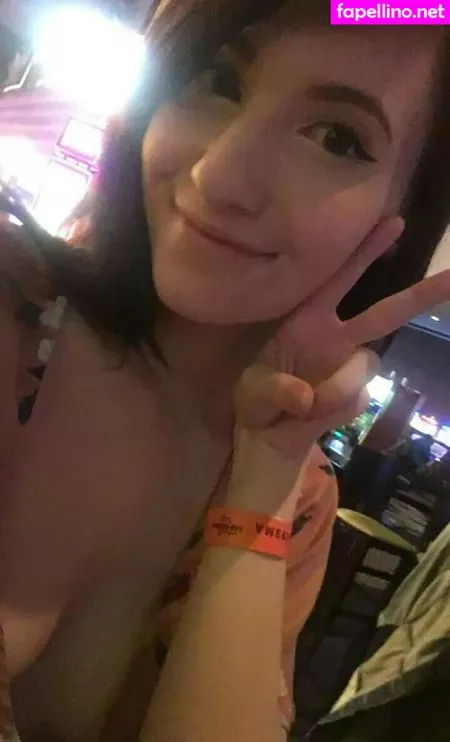 Elizabeth Reed OnlyFans Thumbnail #OKZhhzTXlc