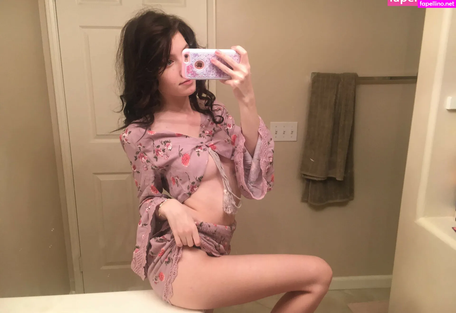 KawaiiiKitten, KawaiiiKitty, elizabethreed, hi_its_elizabeth_reed Nude Leaked OnlyFans Photo #OTeN4MqUzr