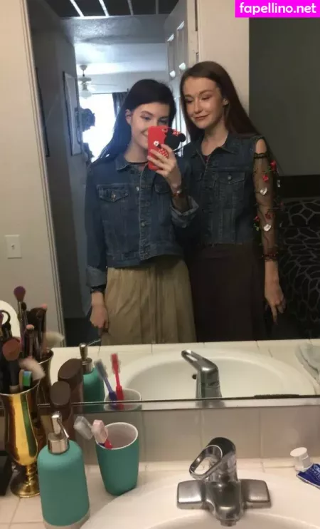 Elizabeth Reed OnlyFans Thumbnail #P81Ja2uMrJ