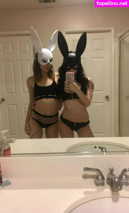 Elizabeth Reed OnlyFans Thumbnail #QFhYf1a0RS