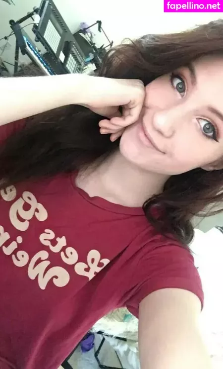 Elizabeth Reed OnlyFans Thumbnail #RYQQJfQxfs