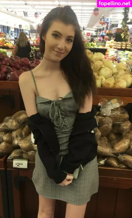 Elizabeth Reed OnlyFans Thumbnail #VQlExPWbWW