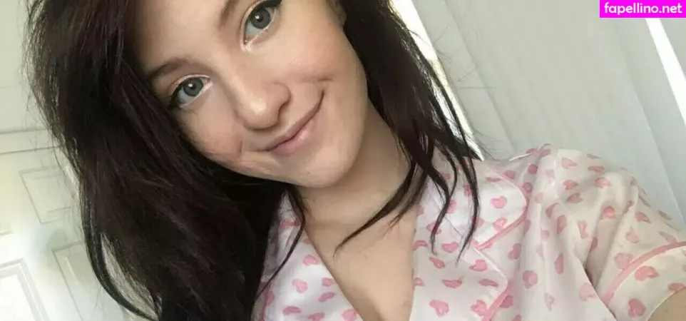 Elizabeth Reed OnlyFans Thumbnail #YWYJodbcUi