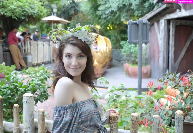 Elizabeth Reed OnlyFans Thumbnail #d2MsNjBHlu