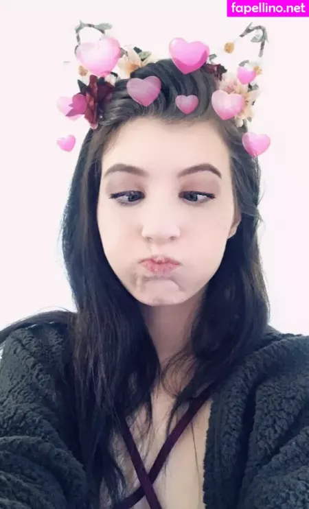Elizabeth Reed OnlyFans Thumbnail #dIfsB5MnK8