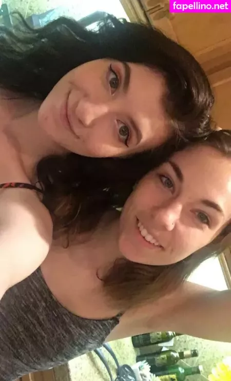 Elizabeth Reed OnlyFans Thumbnail #f0sa5rsWCL