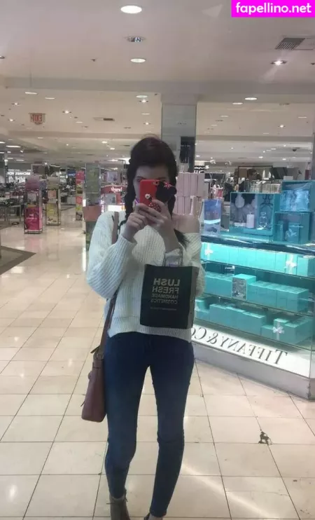 Elizabeth Reed OnlyFans Thumbnail #f262wTgWGy