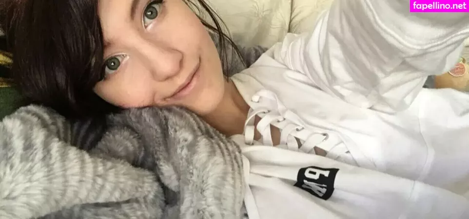 Elizabeth Reed OnlyFans Thumbnail #kOkM6YD96d