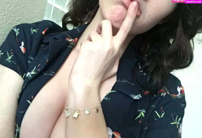 Elizabeth Reed OnlyFans Thumbnail #lweKLSFag8