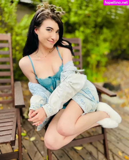 Elizabeth Reed OnlyFans Thumbnail #nRJgLaxnQI